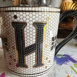 Anthropologie Mosaic Tiled Design Monogram Letter H Mug Gold Black